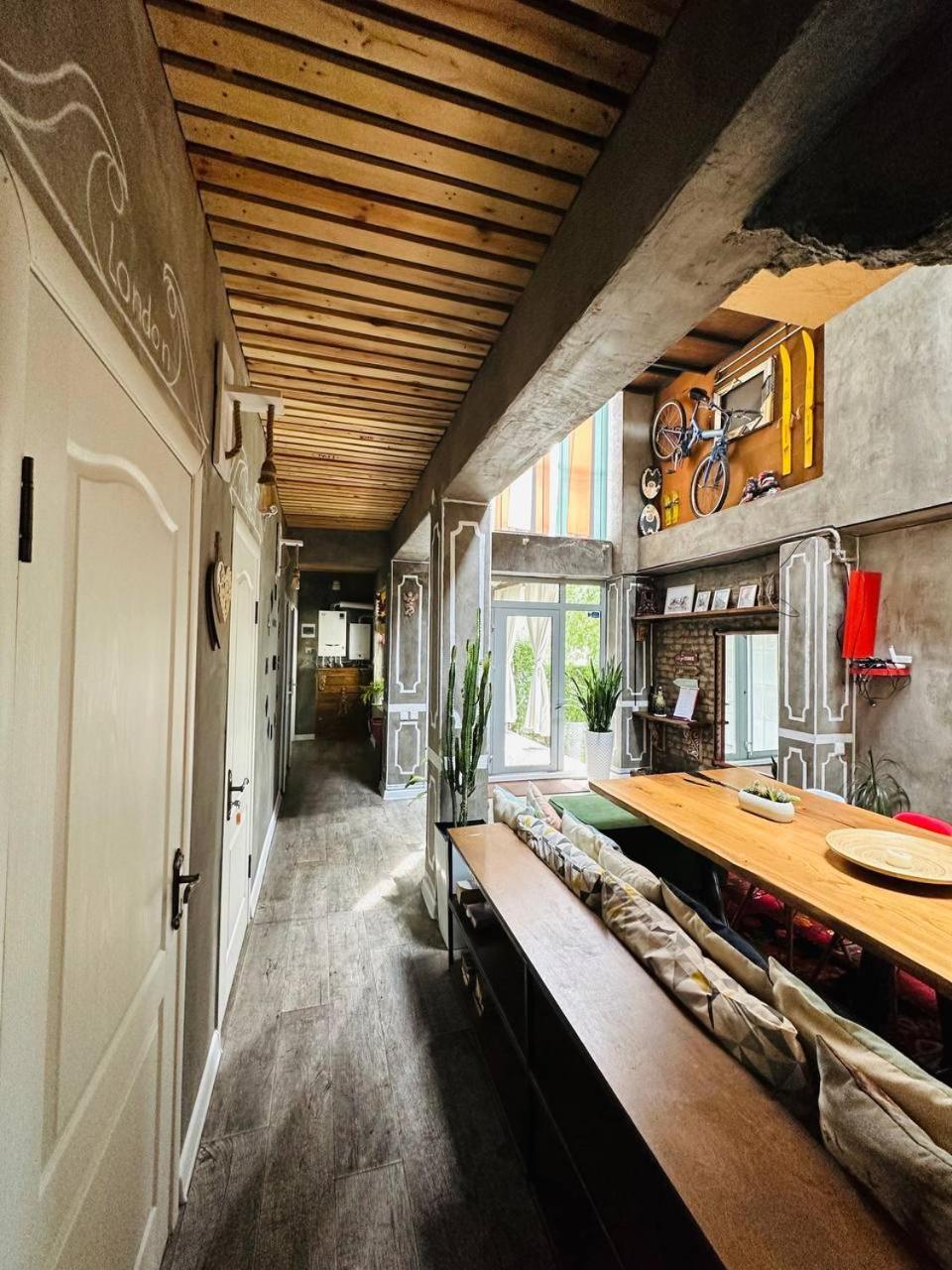 Art House Sweet Home Schymkent Exterior foto